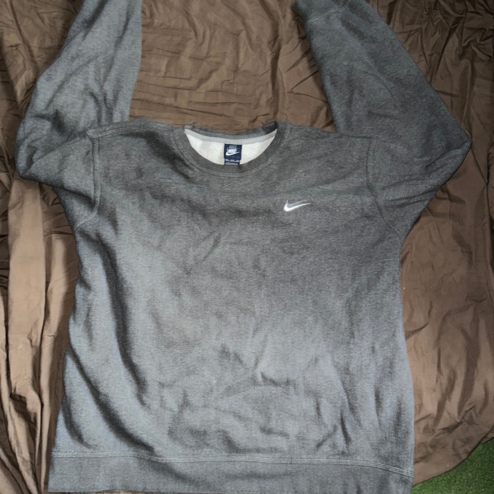 Nike Gray Crew Neck Sweatshirt